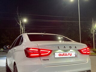 2023 Lada (ВАЗ) Vesta I Рестайлинг (NG), белый, 1380000 рублей, вид 3
