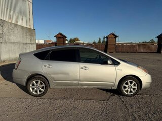 2006 Toyota Prius II Рестайлинг (XW20), серебристый, 549000 рублей, вид 3