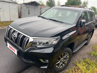 2019 Toyota Land Cruiser Prado 150 Series Рестайлинг 2, чёрный, 5900000 рублей, вид 2