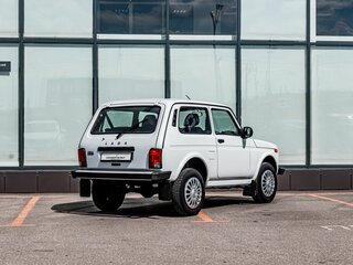 2024 Lada (ВАЗ) Niva Legend I, белый, 660000 рублей, вид 2