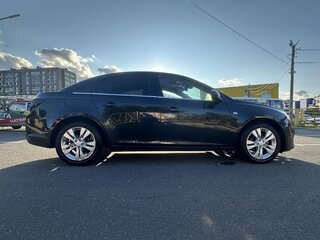 2013 Chevrolet Cruze I Рестайлинг, чёрный, 825000 рублей, вид 2