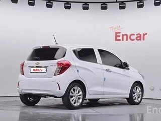 2021 Chevrolet Spark IV Рестайлинг, белый, 1015000 рублей, вид 3