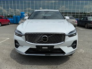 2026 Volvo XC60 II Рестайлинг 2, белый, 5500000 рублей, вид 2