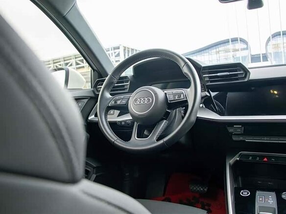 2023 Audi A3 35 TFSI IV (8Y), белый, 1730333 рублей - вид 9