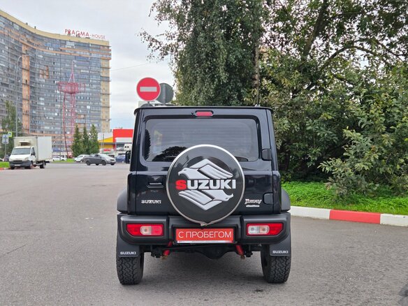 2021 Suzuki Jimny IV, чёрный - вид 4