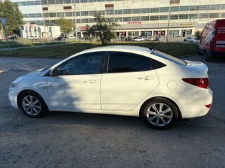 2013 Hyundai Solaris I, белый, 850000 рублей, вид 5