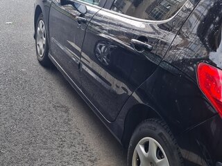 2008 Peugeot 308 I, чёрный, 440000 рублей, вид 3