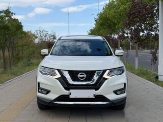 2023 Nissan X-Trail III Рестайлинг, белый, 2030000 рублей, вид 2