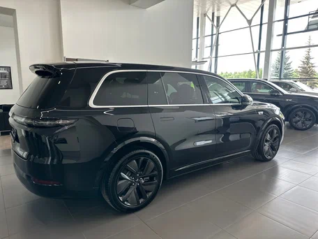 2025 Li Auto (Lixiang) L9 52.3 kWh I Рестайлинг, чёрный, 9300000 рублей, вид 4