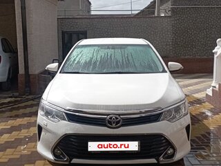 2016 Toyota Camry VII (XV50) Рестайлинг, белый, 2630000 рублей, вид 1