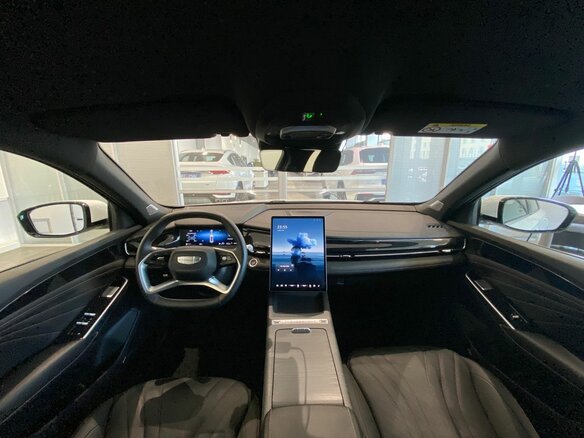 2024 Geely Preface I, белый, 2996000 рублей - вид 33