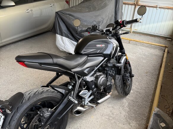 2023 Triumph Trident 660, чёрный, 780000 рублей - вид 7