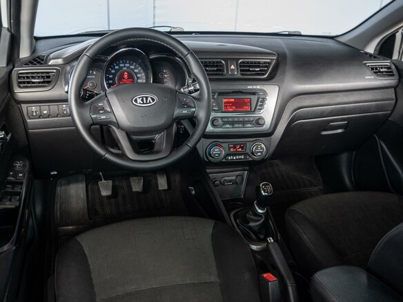 2012 Kia Rio 5-speed III, белый - вид 5