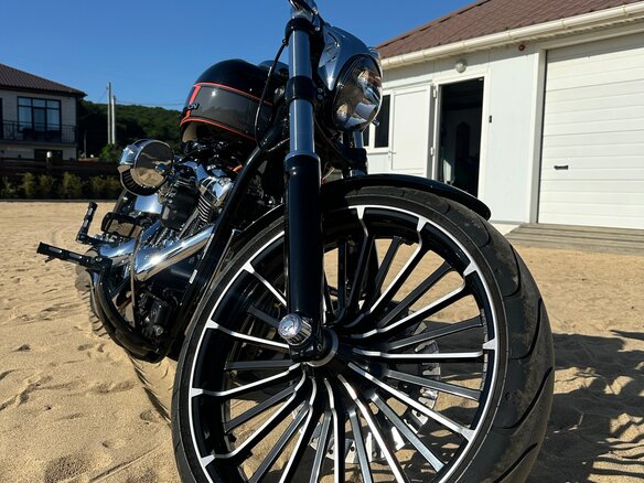 2023 Harley-Davidson Breakout, чёрный, 3750000 рублей - вид 20
