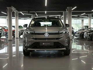 2026 Volkswagen Tavendor I Рестайлинг, серый, 5750000 рублей, вид 3