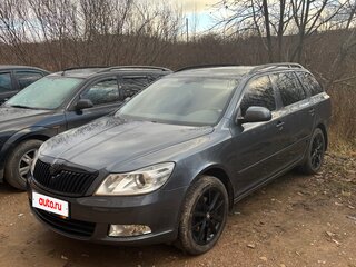 2012 Skoda Octavia II (A5) Рестайлинг, серый, 850000 рублей, вид 1