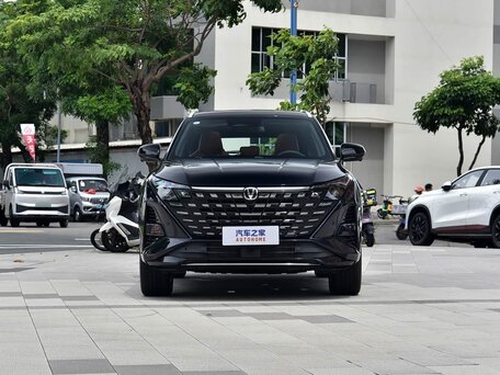 2026 Changan UNI-Z, чёрный, 2367000 рублей, вид 3