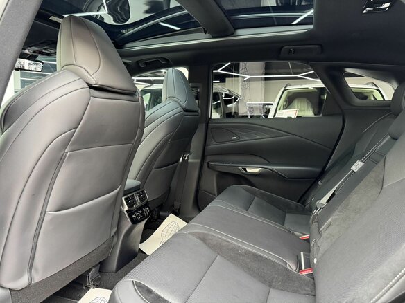 2023 Lexus RX 500h V, серебристый, 9970000 рублей - вид 24