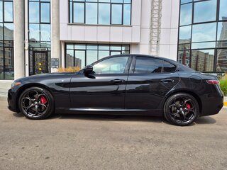 2023 Alfa Romeo Giulia II (952) Рестайлинг, чёрный, 4199000 рублей, вид 4