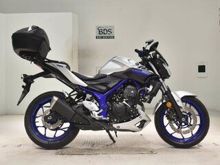 2015 Yamaha MT-03, серебристый, 440000 рублей, вид 4