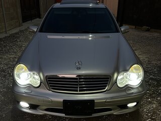 2001 Mercedes-Benz C-Класс 240 II (W203), серый, 1200000 рублей, вид 2