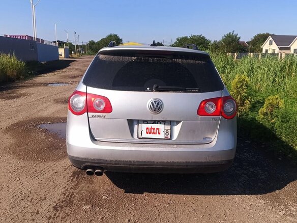 2009 Volkswagen Passat B6, серебристый, 630000 рублей - вид 6