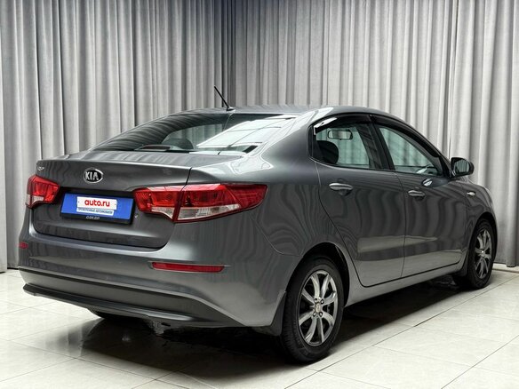 2016 Kia Rio III Рестайлинг, серый, 999000 рублей - вид 4