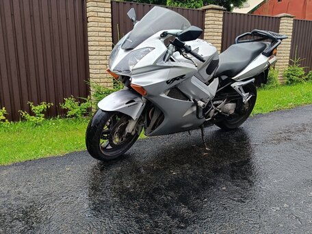 2001 Honda VFR 800, серебристый, 380000 рублей, вид 4