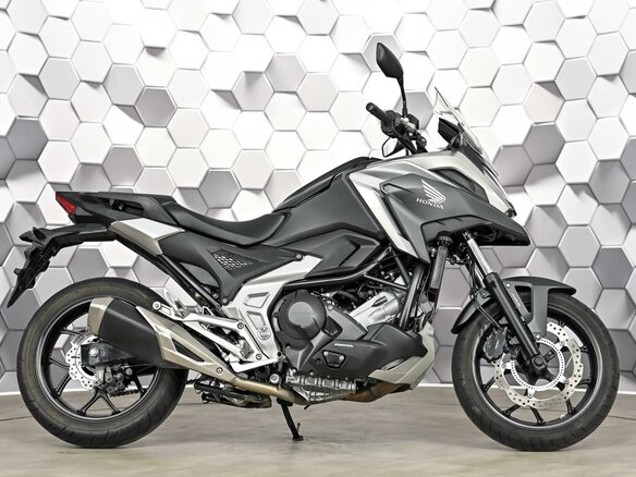 2021 Honda NC 750X, чёрный, 999000 рублей - вид 2