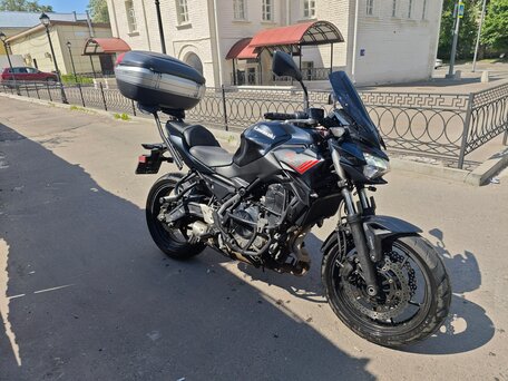 2021 Kawasaki Z 650, чёрный, 585000 рублей, вид 1