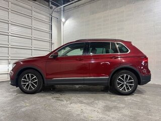 2019 Volkswagen Tiguan II, пурпурный, 1453008 рублей, вид 4
