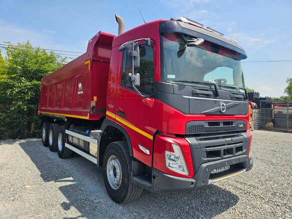 2022 Volvo FMX, пурпурный, 17000000 рублей - вид 1