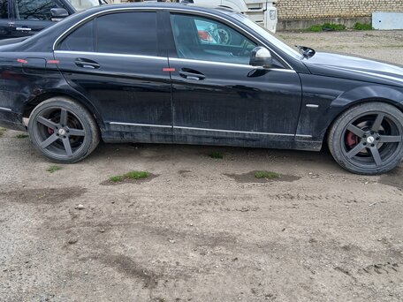 Mercedes-Benz C-Класс III (W204)