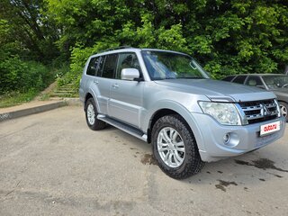 2011 Mitsubishi Pajero IV Рестайлинг 1, серебристый, 1999000 рублей, вид 3