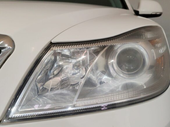 2013 Skoda Octavia DSG7 II (A5) Рестайлинг, белый - вид 20