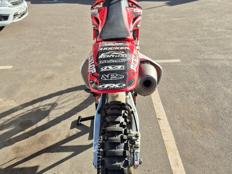 2008 Honda CRF 450R, красный, 320000 рублей, вид 3