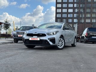 2020 Kia Cerato IV, серебристый, 1750000 рублей, вид 1