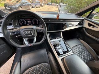 2020 Audi Q7 50 TDI II (4M) Рестайлинг, серый, 6000000 рублей, вид 5