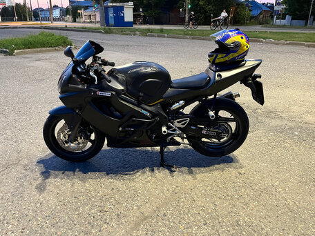 2001 Honda CBR 600F, чёрный, 350000 рублей, вид 3