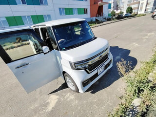 2022 Honda N-BOX II Рестайлинг, белый, 1500000 рублей, вид 4