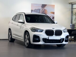 2019 BMW X1 20i xDrive II (F48) Рестайлинг, белый, 2540000 рублей, вид 3