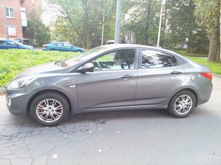 2011 Hyundai Solaris I, серый, 800000 рублей, вид 4