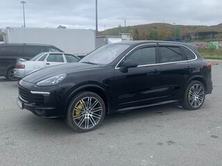 2015 Porsche Cayenne S Diesel II Рестайлинг (958), чёрный, 3750000 рублей, вид 1