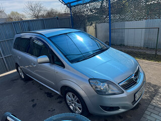 2011 Opel Zafira B Рестайлинг, серебристый, 860000 рублей, вид 2