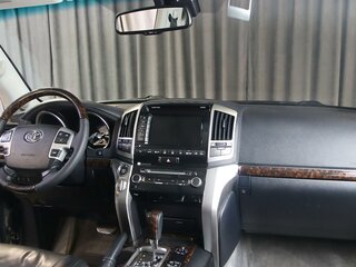2015 Toyota Land Cruiser 200 Series Рестайлинг 1, чёрный, 3349000 рублей, вид 5