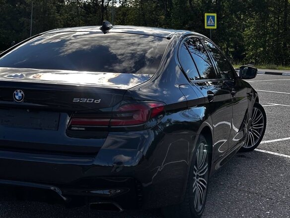 2018 BMW 5 серии 530d xDrive VII (G30/G31/G38), чёрный, 3300000 рублей - вид 5