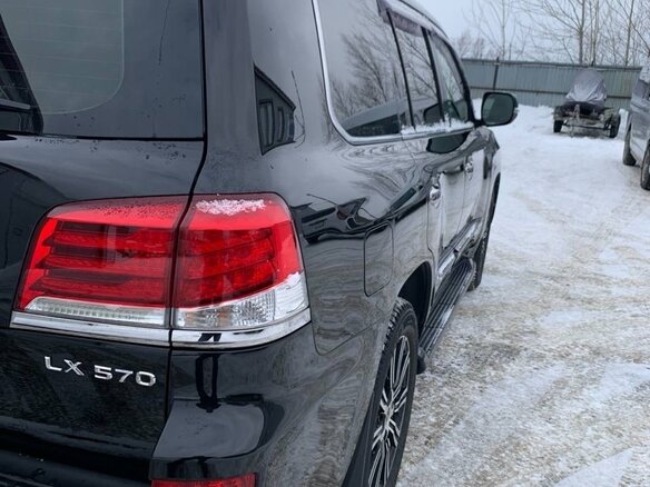 2014 Lexus LX 570 III Рестайлинг, чёрный - вид 5