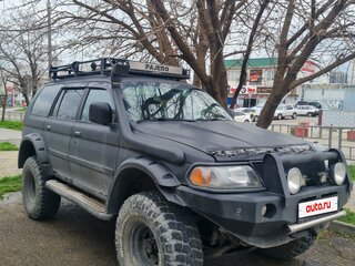 1998 Mitsubishi Montero Sport I, чёрный, 1800000 рублей, вид 3