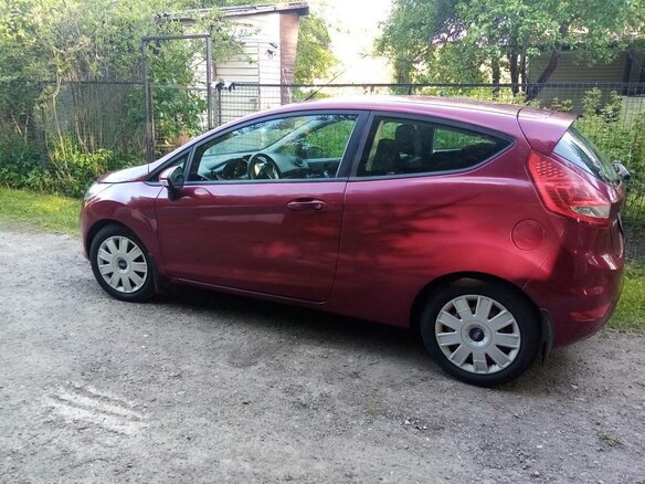 2008 Ford Fiesta Mk6, красный, 700000 рублей - вид 10