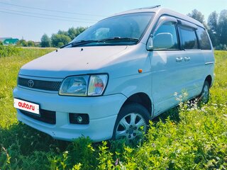 1997 Toyota Town Ace Noah III, белый, 570000 рублей, вид 1
